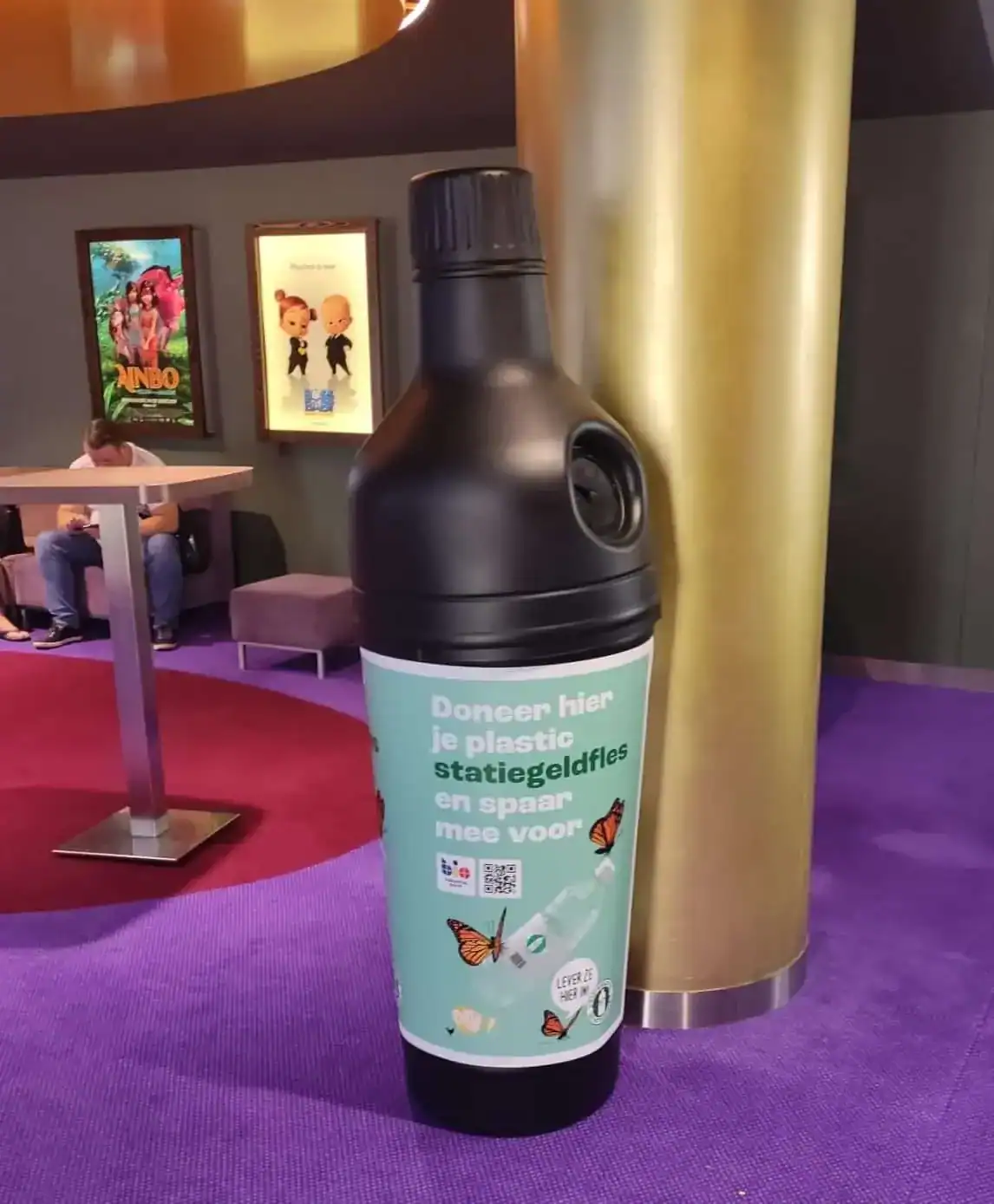Inname-plastic-flesjes-statiegeld-bioscoop